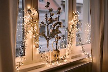 Holiday Window Treatment Decorating Ideas